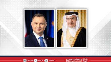 صورة سمو ولي العهد رئيس مجلس الوزراء يهنئ رئيس جمهورية بولندا بذكرى يوم الدستور