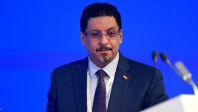 صورة عاجل: بن مبارك يستقيل من رئاسة الحكومة اليمنية.. مأرب برس ينشر نص الإستقالة