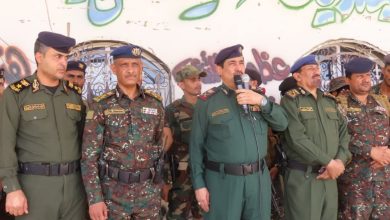 صورة وزير الداخلية من مارب يطالب قوات الأمن الخاصة برفع اليقظة الأمنية والجاهزية .. عاجل