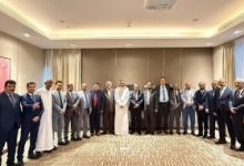 صورة تكتل الأحزاب والمكونات السياسية يلتقي سفير مجلس التعاون الخليجي لمناقشة مستجدات الأوضاع في اليمن.