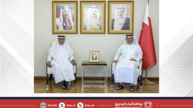 صورة وزير الإعلام يستقبل رئيس جمعية الصحفيين البحرينية ويشيد بالدور البارز للجمعية في الارتقاء بالصحافة الوطنية