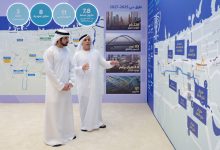 صورة حمدان بن محمد يطّلع على سير العمل في عدد من محاور الطرق الاستراتيجية