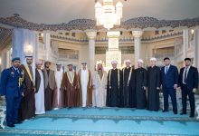 صورة سيف بن زايد يشهد في موسكو ختام الندوة الدولية “دور الأسرة في تمكين المجتمع”