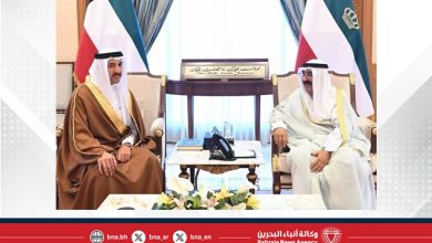 صورة سمو أمير دولة الكويت يستقبل وزير المواصلات والاتصالات