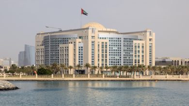صورة وزارة الخارجية تسمح بسفر المواطنين إلى لبنان اعتباراً من الأربعاء