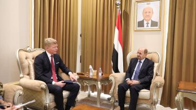 صورة الحكومة اليمنية تطالب الأمم المتحدة والمجتمع الدولي بإعادة النظر في أسلوب تعاطيه مع جماعة الحوثي