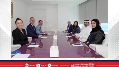 صورة وزير النفط والبيئة يستقبل سفير الجمهورية الفرنسية لدى مملكة البحرين