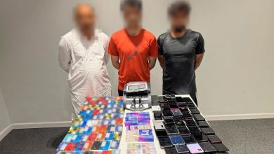 صورة شرطة دبي تضبط 3 عصابات تحتال على عملاء البنوك هاتفياً