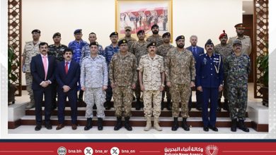 صورة مساعد رئيس هيئة الأركان للعمليات يستقبل وفداً من كلية الدفاع الوطني بجمهورية باكستان الإسلامية الشقيقة