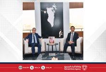 صورة وزير شؤون البلديات والزراعة يستقبل سفير الجمهورية الفرنسية لدى مملكة البحرين