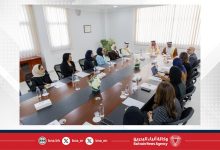 صورة وزير التربية والتعليم يطلع نظيره السعودي على عمليات إعداد المعلمين بكلية البحرين للمعلمين