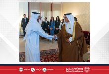 صورة الطموحات الكبيرة التي يحملها أبناء البحرين تشكل الأساس الذي يقودهم للتميز والتّفوق وبعزائمهم الصادقة وهممهم العالية تسطر فصول المجد وتروى أعظم قصص النجاح
