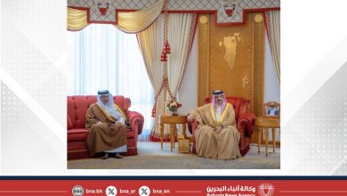 صورة جلالة الملك المعظم يستقبل سمو ولي العهد رئيس مجلس الوزراء ويعرب عن اعتزازه بما يحققه سموه من إنجازات مشرفة في قيادة العمل الحكومي نحو تحقيق مزيد من التميز والتطور