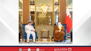 صورة العلاقات التاريخية الوثيقة والشراكات الاستراتيجية الفاعلة بين مملكة البحرين والمملكة المتحدة تواصل نموها وتقدمها نحو آفاق أشمل