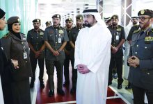 صورة أحمد بن محمد يطّلع على سير العمل في «إقامة دبي»
