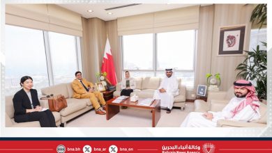 صورة أمين عام التظلمات تلتقي نائب رئيس البعثة الأمريكية في البحرين
