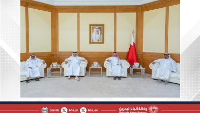 صورة وزير الإعلام يستقبل رئيس جمعية التطوير العقاري البحرينية