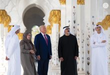 صورة يرافقه خالد بن محمد بن زايد.. ترامب يزور جامع الشيخ زايد الكبير في أبوظبي
