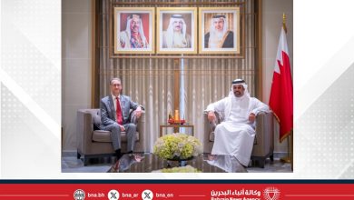 صورة وزير المالية والاقتصاد الوطني يلتقي سفير الولايات المتحدة الأمريكية لدى مملكة البحرين