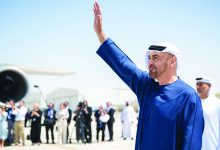 صورة ودعه رئيس الدولة.. الرئيس الأميركي يختتم زيارته إلى الإمارات