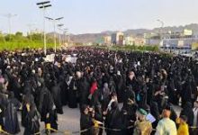 صورة عدن تغلي: نساء تشعل انتفاضة غاضبة وسط ظلام وانهيار شامل.. والكارثة تقترب
