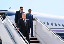 صورة وصول الرئيس العليمي الى بغداد للمشاركة في القمة العربية