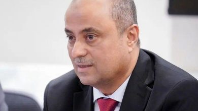 صورة لماذا لا يعود رئيس الحكومة اليمنية الجديد إلى عدن وماذا يحمل من بشائر؟ مصدر مسؤول يكشف أسباب بقائه في الرياض