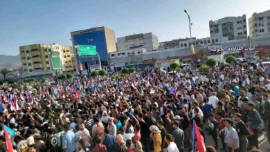 صورة الإنتقالي يقمع انتفاضة الشعب في عدن ويستخدم اللجنة الأمنية كأداة تشرعن غطرسته