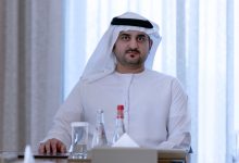صورة مكتوم بن محمد يصدر قراراً بشأن الحماية الوظيفيّة للمُوظّف العام المُبلِّغ عن المُخالفات المالية والإدارية