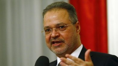 صورة المخلافي يوبخ المجلس الانتقالي وينتقد إنقلابه على القانون ويصف تصرفاته حول إجازة عيد الوحدة بالمهزلة التي تعكس عقليات تفتقد العقل واحترام المسؤولية