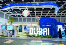 صورة جناح دبي يعرض أحدث ابتكارات الذكاء الاصطناعي والخدمات الرقمية
