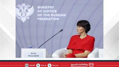 صورة الأمين العام لمجلس تطوير آليات فضّ المنازعات الدوليّة في مملكة البحرين تُشارك في الجلسة العامّة لمنتدى سانت بطرسبرغ القانوني الدولي حول مستقبل النظام القانوني الدولي‎