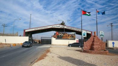 صورة الأردن يسمح لمواطنيه السفر براً إلى سورية