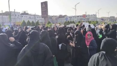 صورة مجلس شباب الثورة السلمية :صوت نساء عدن وتعز هو صوت اليمن بأكمله وهو صوت الغضب والكرامة وبداية انفجار شعبي قادم لا يمكن كتمه.