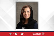 صورة معهد البحرين للؤلؤ والأحجار الكريمة (دانات) يفحص مشتريات الألماس لزوار معرض (جواهر العالم) بالسعودية