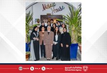 صورة وزيرة شؤون الشباب تلتقي فنانين تشكيليين شباب ضمن مبادرة “حديث” لمناقشة تطلعاتهم ومشاريعهم الفنية