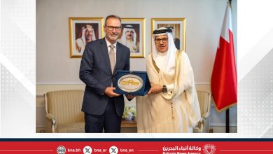 صورة وزير الخارجية يستقبل سفير جمهورية ألمانيا الاتحادية لدى مملكة البحرين بمناسبة انتهاء فترة عمله