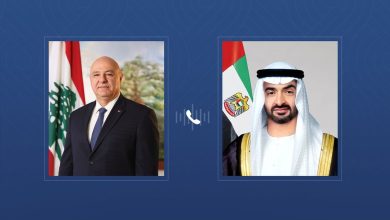 صورة رئيس الدولة والرئيس اللبناني يبحثان هاتفيا علاقات التعاون بين البلدين