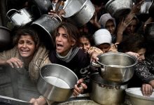صورة غزة تباد… 22 قتيلا بينهم 3 برصاص إسرائيلي أثناء توجههم للمساعدات