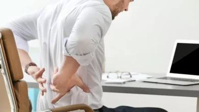 صورة الجلوس الطويل قد يسرع شيخوخة الدماغ