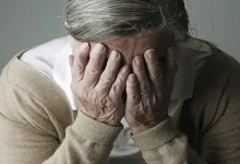 صورة كدمات الحزن.. علامات جسدية  تكشف معاناتك النفسية – احذرها
