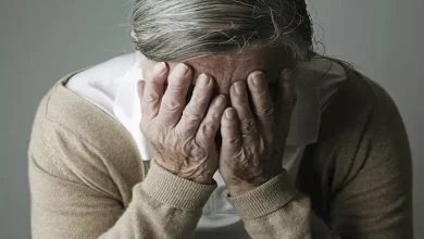 صورة كدمات الحزن.. علامات جسدية  تكشف معاناتك النفسية – احذرها