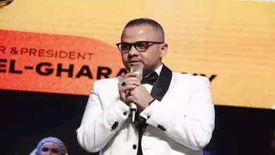 صورة تكريم مازن الغرباوي بالدورة الأربعين بالمهرجان العالمي بالمعهد العالي للفنون المسرحية بالقاهرة