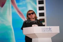 صورة “مش بس زوجة دي كانت الونس والحب”.. يسرا تدافع عن بوسي شلبي