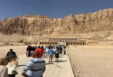 صورة بزيادة 12.4%.. السياحة تجذب إيرادات بـ8.7 مليار دولار بالنصف الأول من 2024-2025