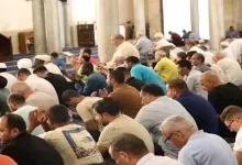 صورة حكم كلام القائمين على المسجد أثناء خطبة الجمعة لتنظيم الناس؟
