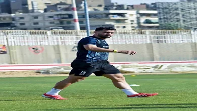صورة عبد الله السعيد يعود لتدريبات الزمالك بعد انتهاء أزمته