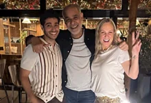صورة محمود البزاوي ينشر صورتين مع شيرين رضا ومينا مسعود
