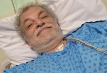 صورة أول تعليق من المخرج أشرف فايق بعد خضوعه لعملية تركيب دعامات بالقلب