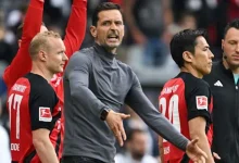 صورة آينتراخت فرانكفورت يعلن تجديد عقد المدير الفني للفريق